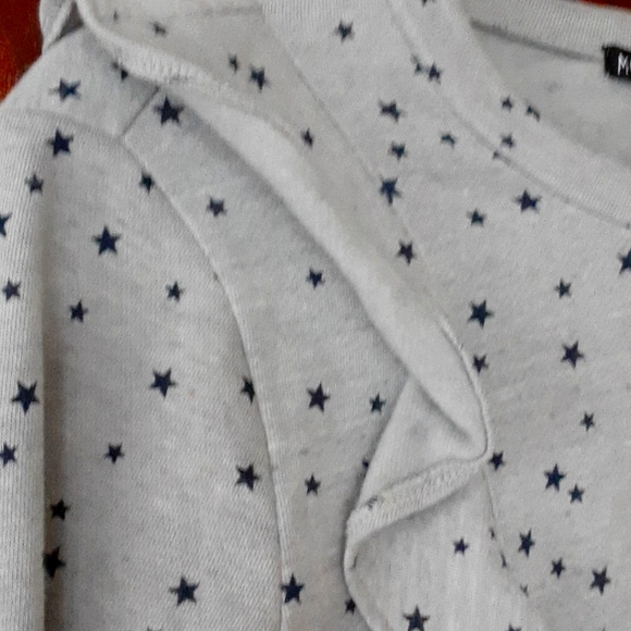 J Crew Mercantile sz small Ruffle and Stars sweatshirt pit 18 inches - Picture 3 of 5